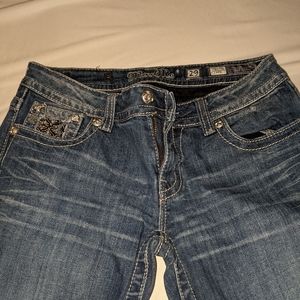 Miss Me cropped jeans